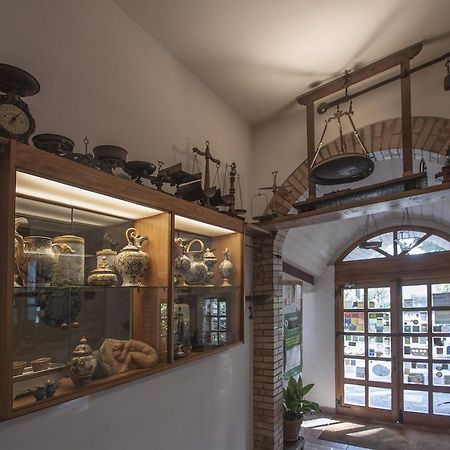 Hotel Ristorante La Bilancia Loreto Aprutino Kültér fotó